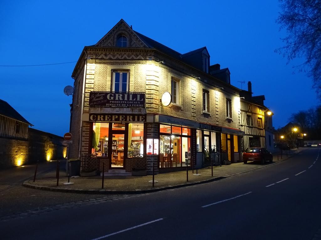 La Bonne Famille Hotel Jumièges Exterior foto